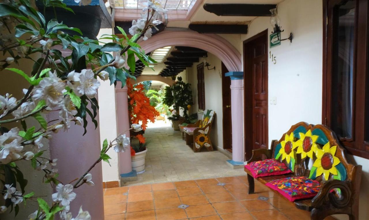 Hotel Barrio Antiguo Chiapas ภายนอก รูปภาพ